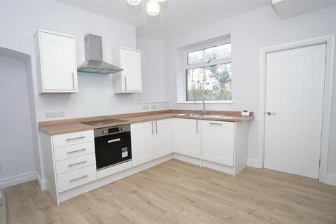 undefined, Fourlands Road, Idle, Bradford