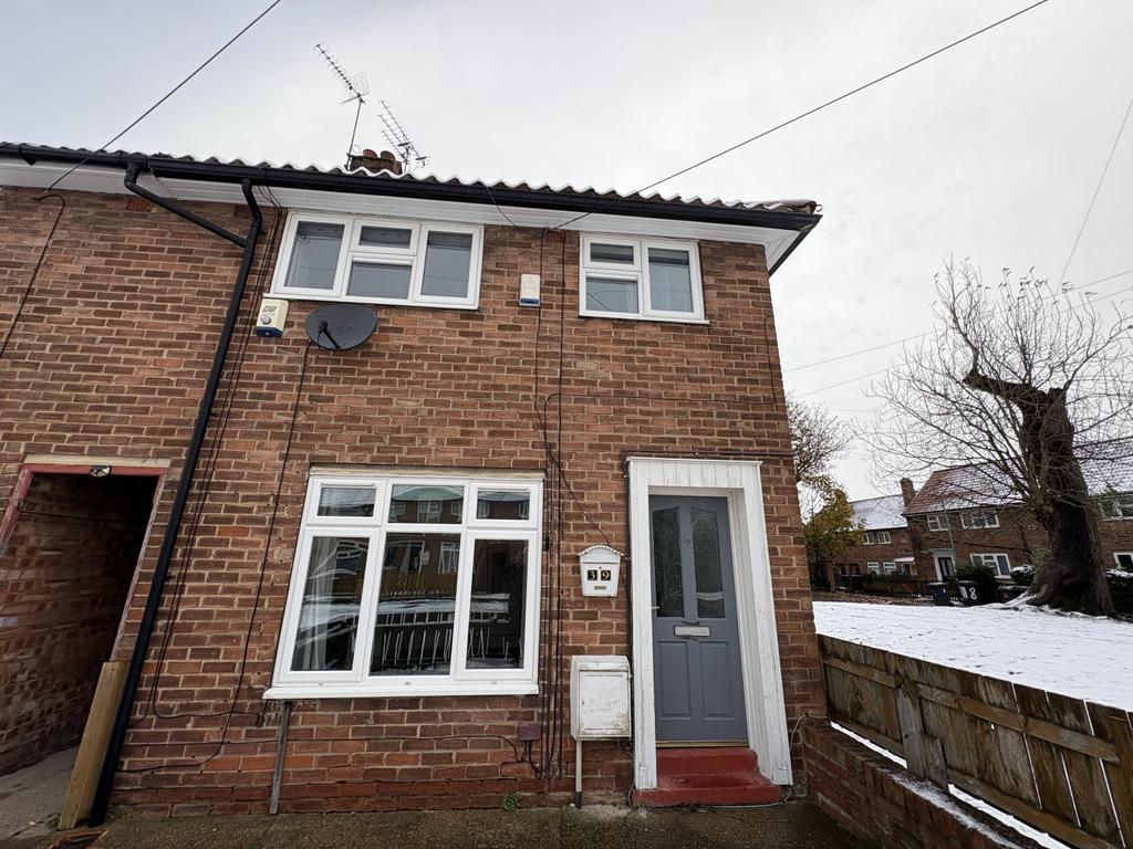 Three Bedroom End Terrace House