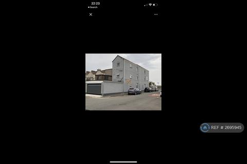 1 bedroom in a house share to rent, Oystermouth Road, Swansea, SA1