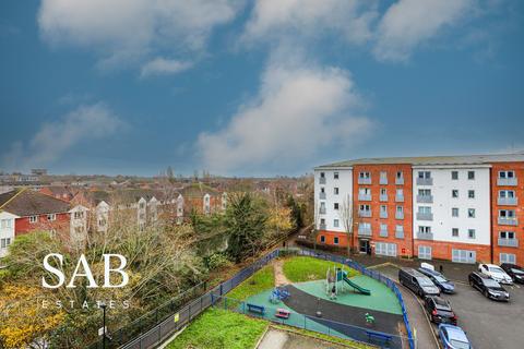 undefined, Taywood Road, Northolt, UB5