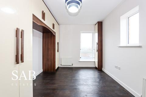 undefined, Taywood Road, Northolt, UB5