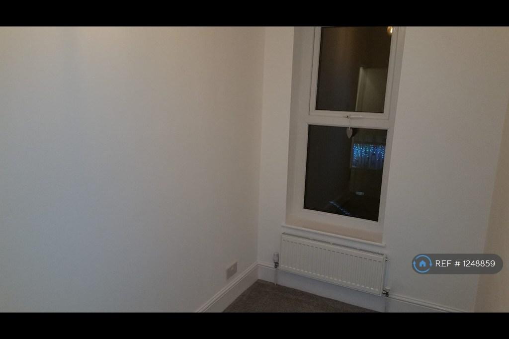 First Floor Single Bedroom