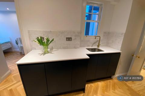 2 bedroom flat to rent, Overstone Road, London, W6