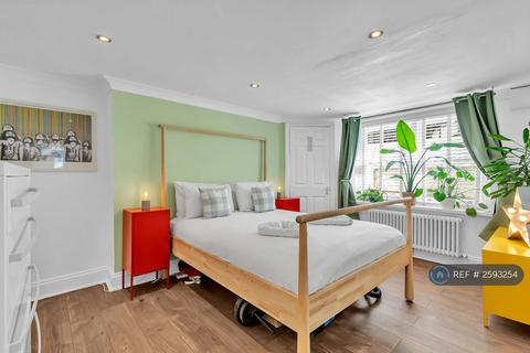 2 bedroom flat to rent, Lennox House, Brighton, BN2