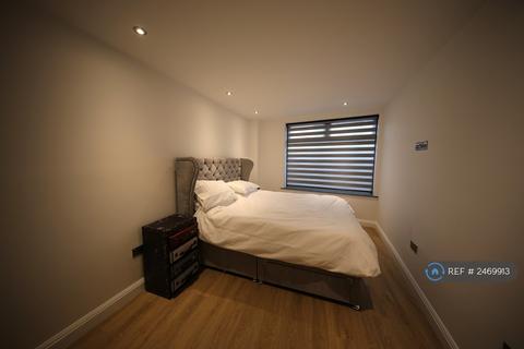 undefined, Wood Street, Swindon, SN1