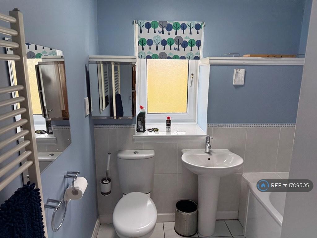 Main Bathroom