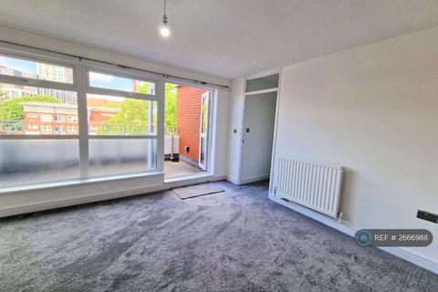 2 bedroom flat to rent, Shepherds Gardens, Birmingham, B15