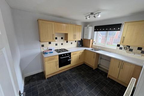 3 bedroom semi-detached house to rent, Thurnscoe, Thurnscoe