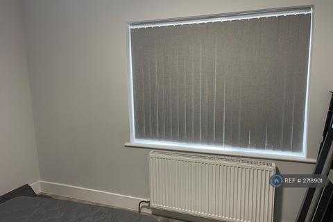1 bedroom in a house share to rent, Ashburton Road, Reading, RG2