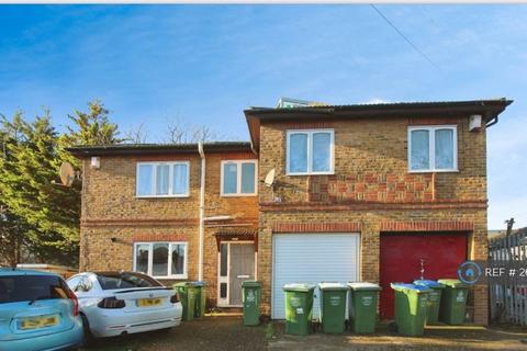 undefined, Sedgemere Road, London, SE2