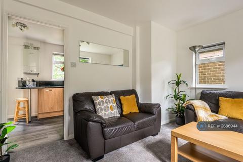 5 bedroom semi-detached house to rent, Hillside, Brighton, BN2