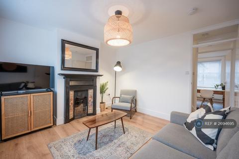 2 bedroom terraced house to rent, Roberts Rd, Leiston, IP16