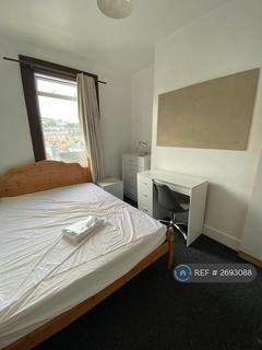 4 bedroom terraced house to rent, St. Martins Place, Brighton, BN2