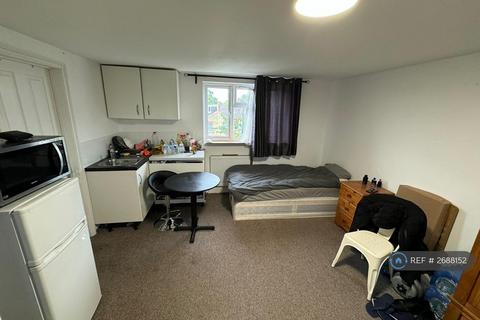 undefined, Lincoln Road, Enfield, EN3