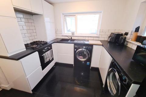 3 bedroom semi-detached house for sale, Waverley Crescent, Droylsden