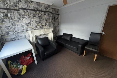 undefined, Esmond Terrace, Leeds, West Yorkshire, LS12