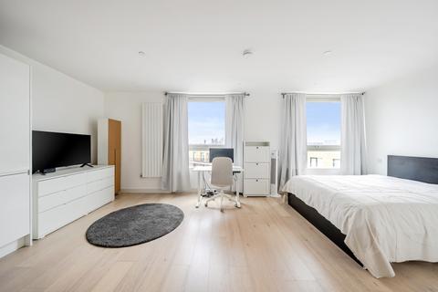 undefined, Starboard Way London E16
