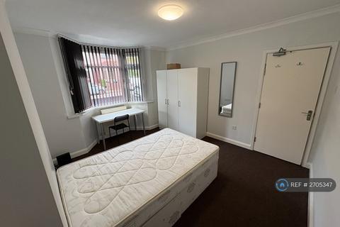 undefined, Queensland Avenue, Coventry, CV5