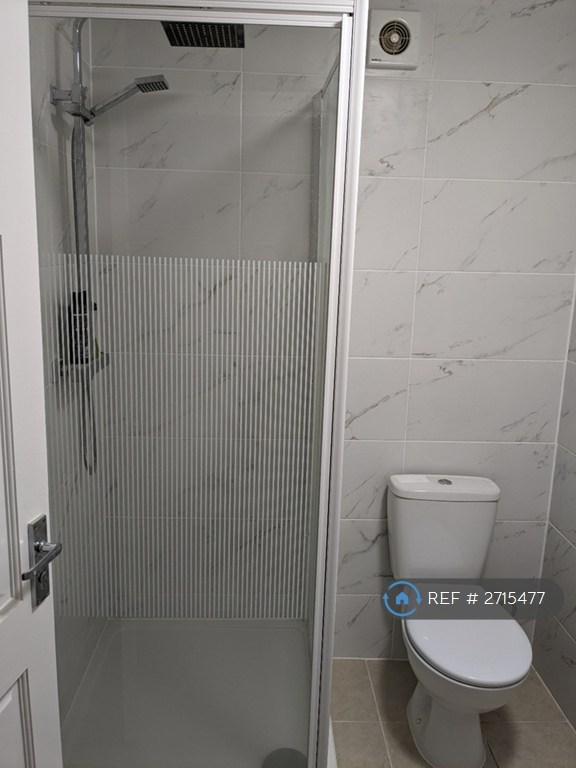 1st Floor Shower Room