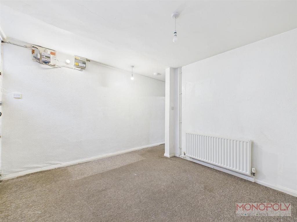 CAM04439 G0-PR0191-STILL002.jpg