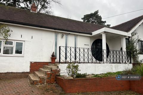 undefined, The Mayfields, Redditch, B98