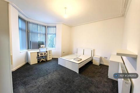 6 bedroom semi-detached house to rent, Middlesbrough, Middlesbrough, TS1