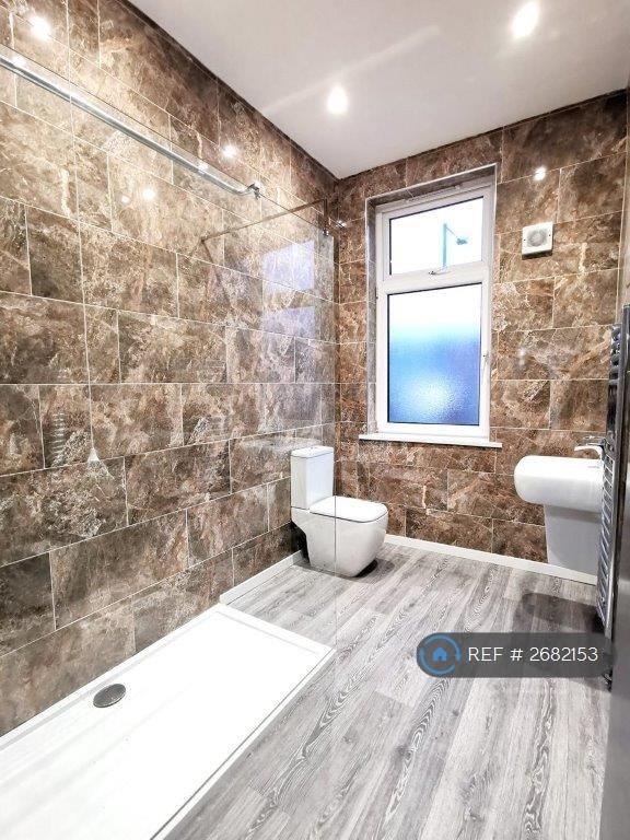 Bathroom 1 Wet Room