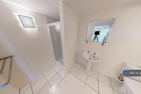 2 bedroom flat to rent, Centenary Mill Court, Preston, PR1