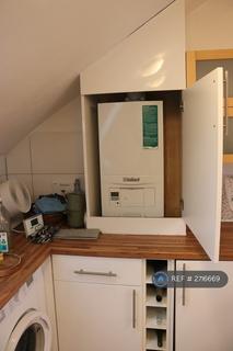 undefined, Sheen Road, Richmond, TW9