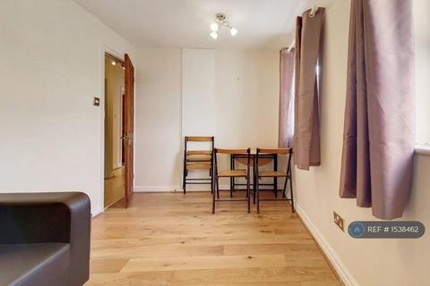 undefined, Elmgreen Close, Stratford, E15