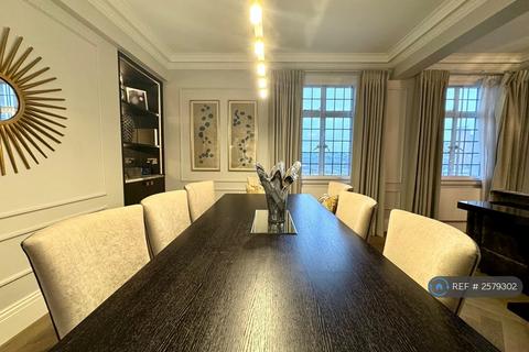 4 bedroom flat to rent, Chiltern Court, London, NW1