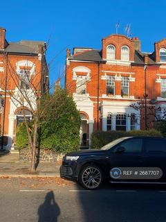 2 bedroom flat to rent, Cecile Park, London, N8