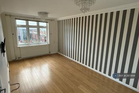 undefined, Dickens Avenue, Tilbury, RM18