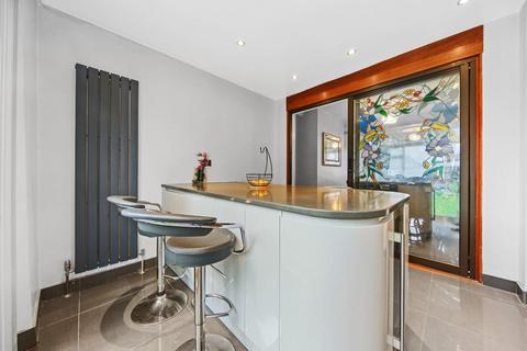 undefined, Grosvenor Road, Dagenham, RM8