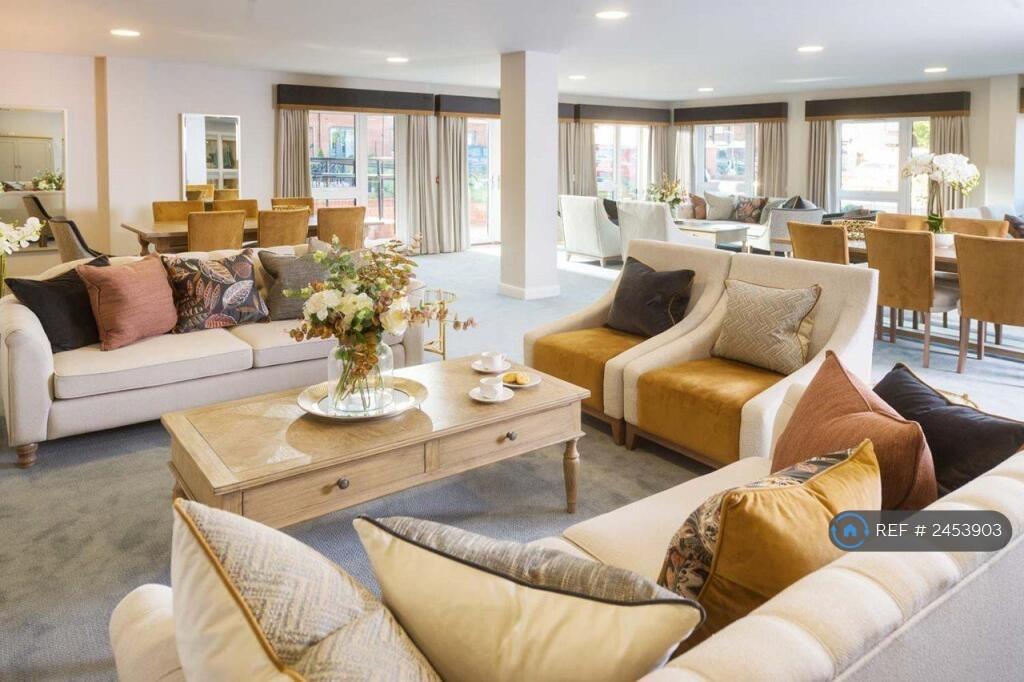 Communal Lounge