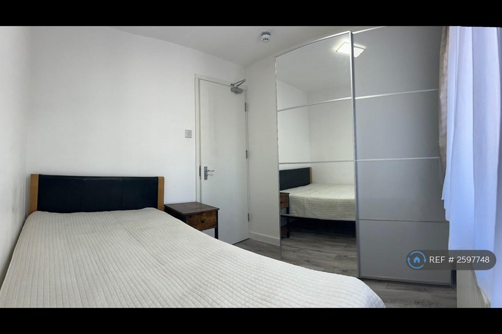 4 Bedroom
