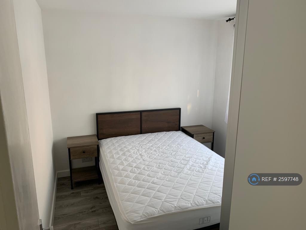 2 Bedroom