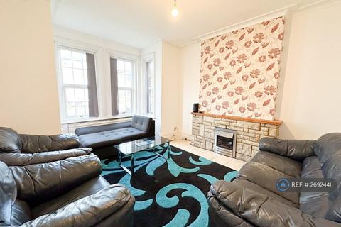 undefined, Ensbury Park Road, Bournemouth, BH9