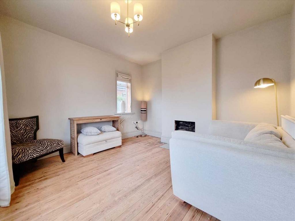 Lounge: