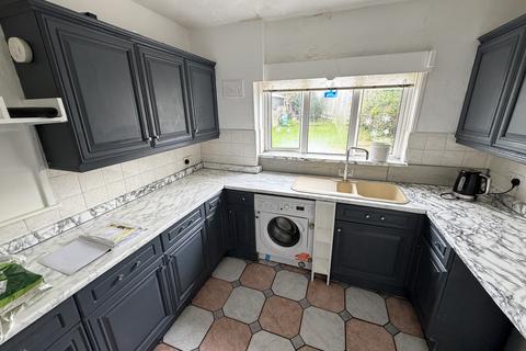 3 bedroom semi-detached house to rent, Nobes Avenue, Gosport PO13