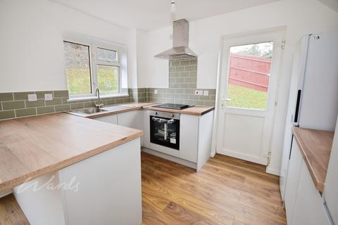 3 bedroom detached house to rent, Aldington Close Chatham ME5