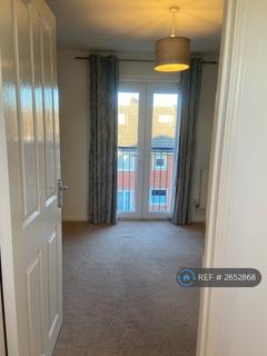 3 bedroom semi-detached house to rent, Somerset Walk, Broughton, Milton Keynes, MK10