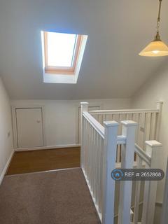 3 bedroom semi-detached house to rent, Somerset Walk, Broughton, Milton Keynes, MK10