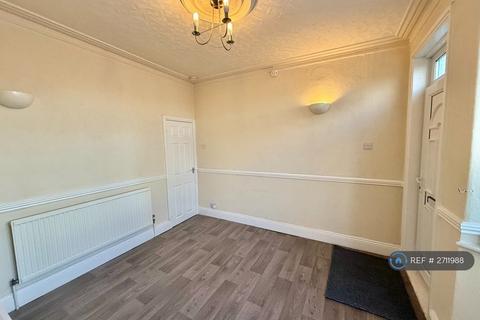 2 bedroom terraced house to rent, West Carr Road, Retford, DN22
