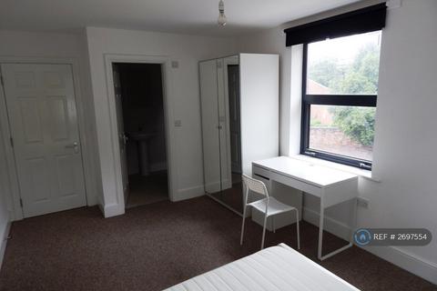 2 bedroom flat to rent, Clarendon Road, Leed, LS2