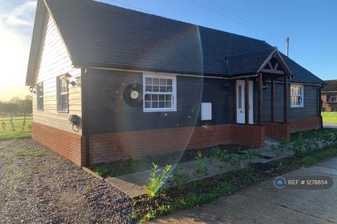 2 bedroom bungalow to rent, Little Warley Hall Lane, Little Warley, Brentwood, CM13
