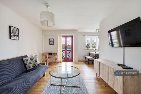 undefined, Maynards Quay, London, E1W