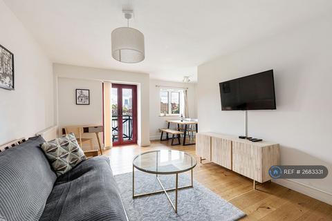 undefined, Maynards Quay, London, E1W