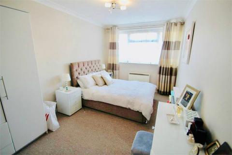 undefined, Masons Road, Cippenham SL1