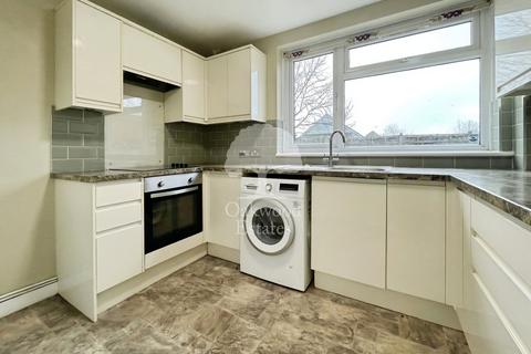 undefined, Masons Road, Cippenham SL1